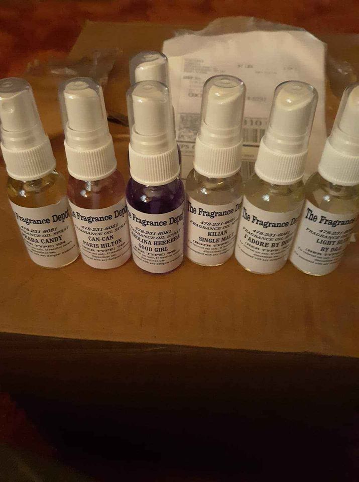 10 piece bundle of 1 oz boston round colonge spray or parfume sprays